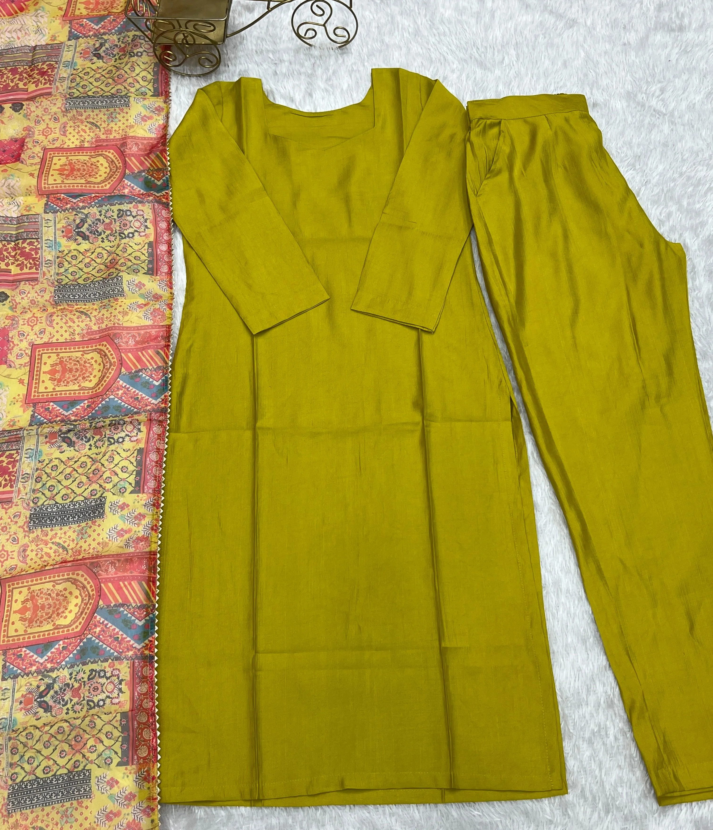 Amazing Pure Viscous Straight Kutta Pant Suit