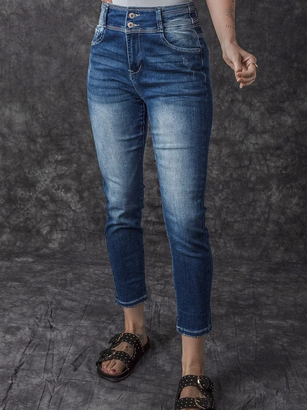 Blue Vintage Two-button High Waist Skinny Jeans with a Chic Slim Look