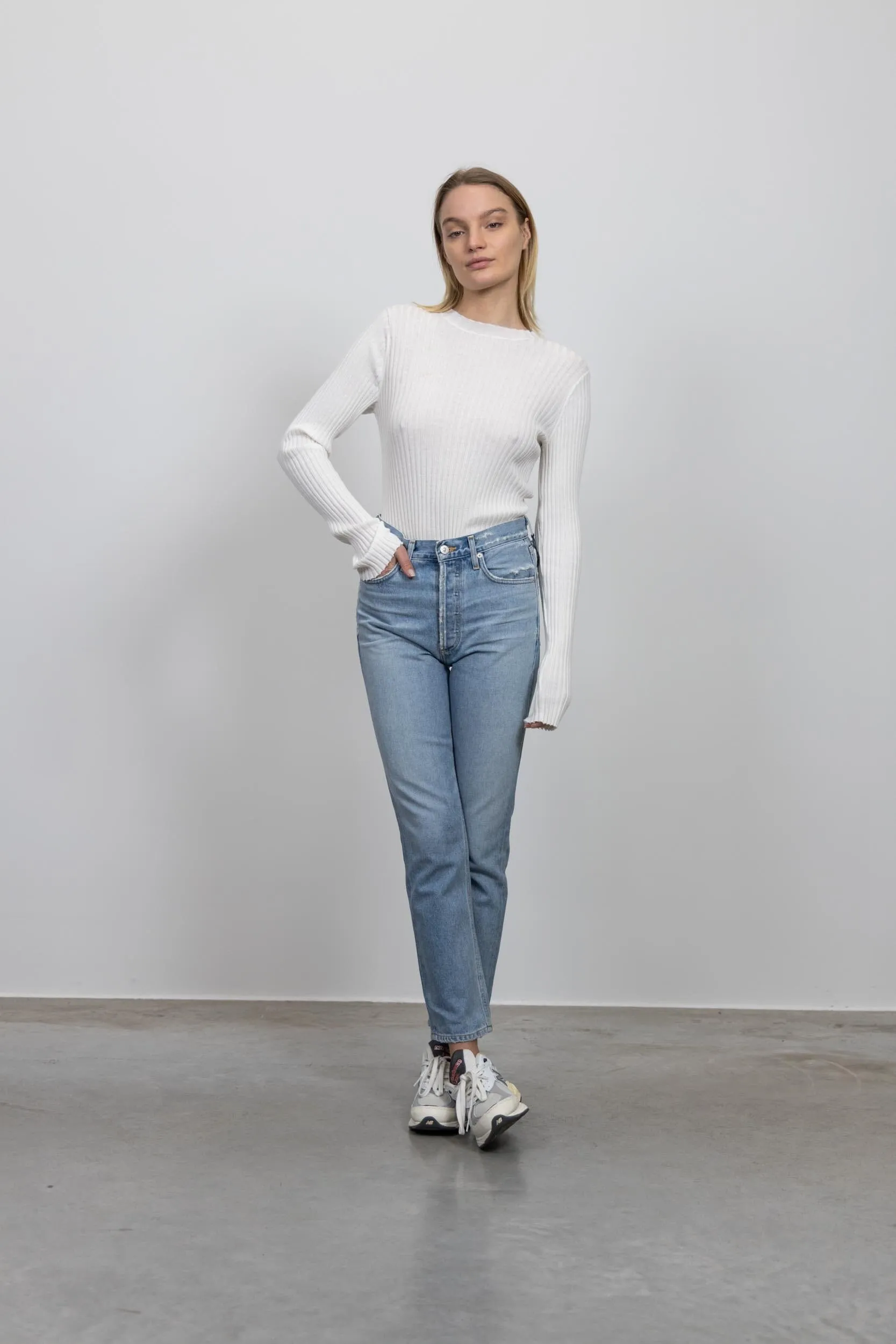CHARLOTTE STRAIGHT LEG JEANS IN HOT SPRING