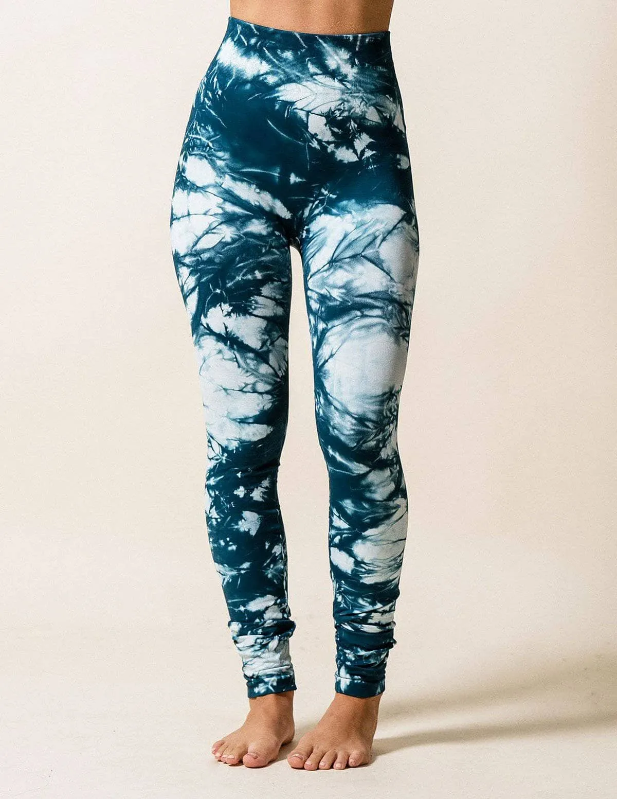 Control Fit Tie-Dye Leggings