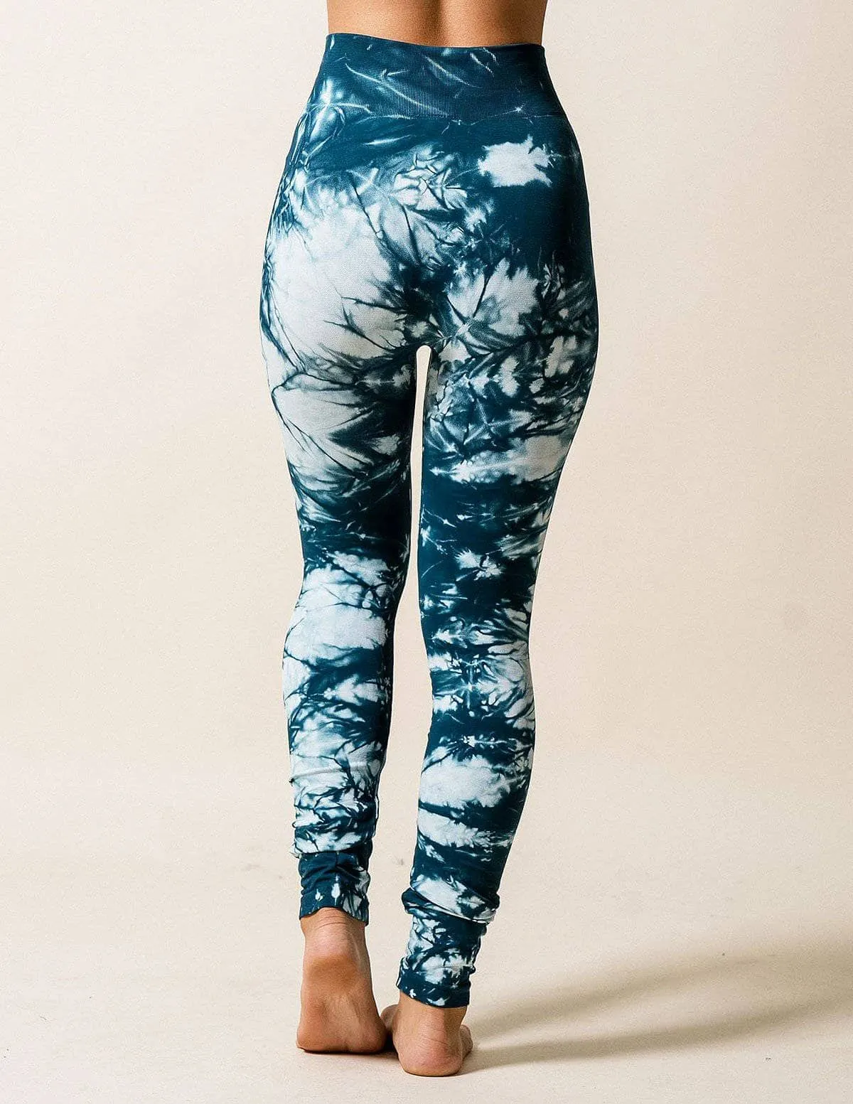 Control Fit Tie-Dye Leggings