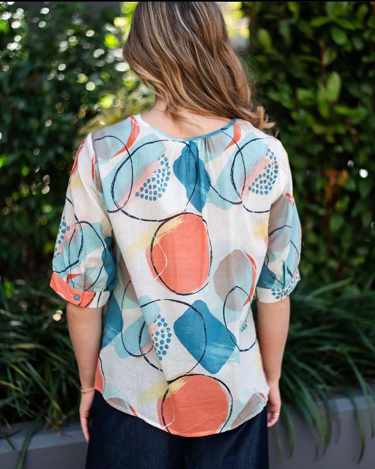 COT CIRCULAR TIERED TOP