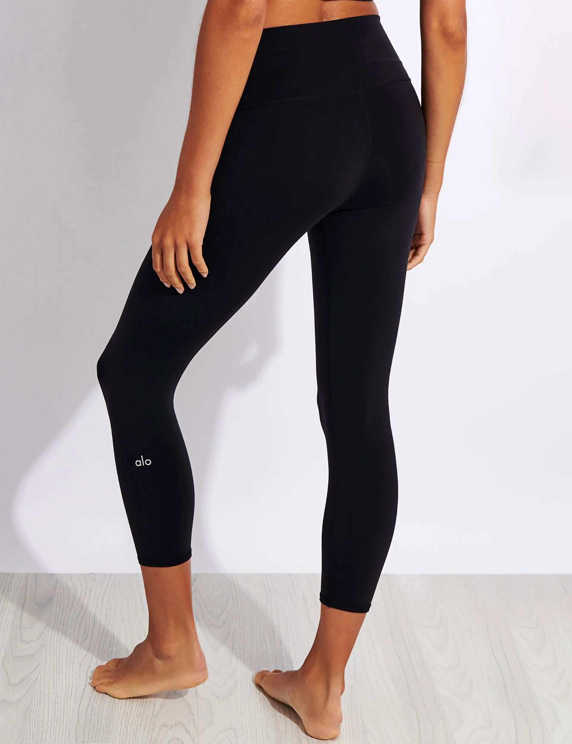 High Waisted Airbrush Capri - Black