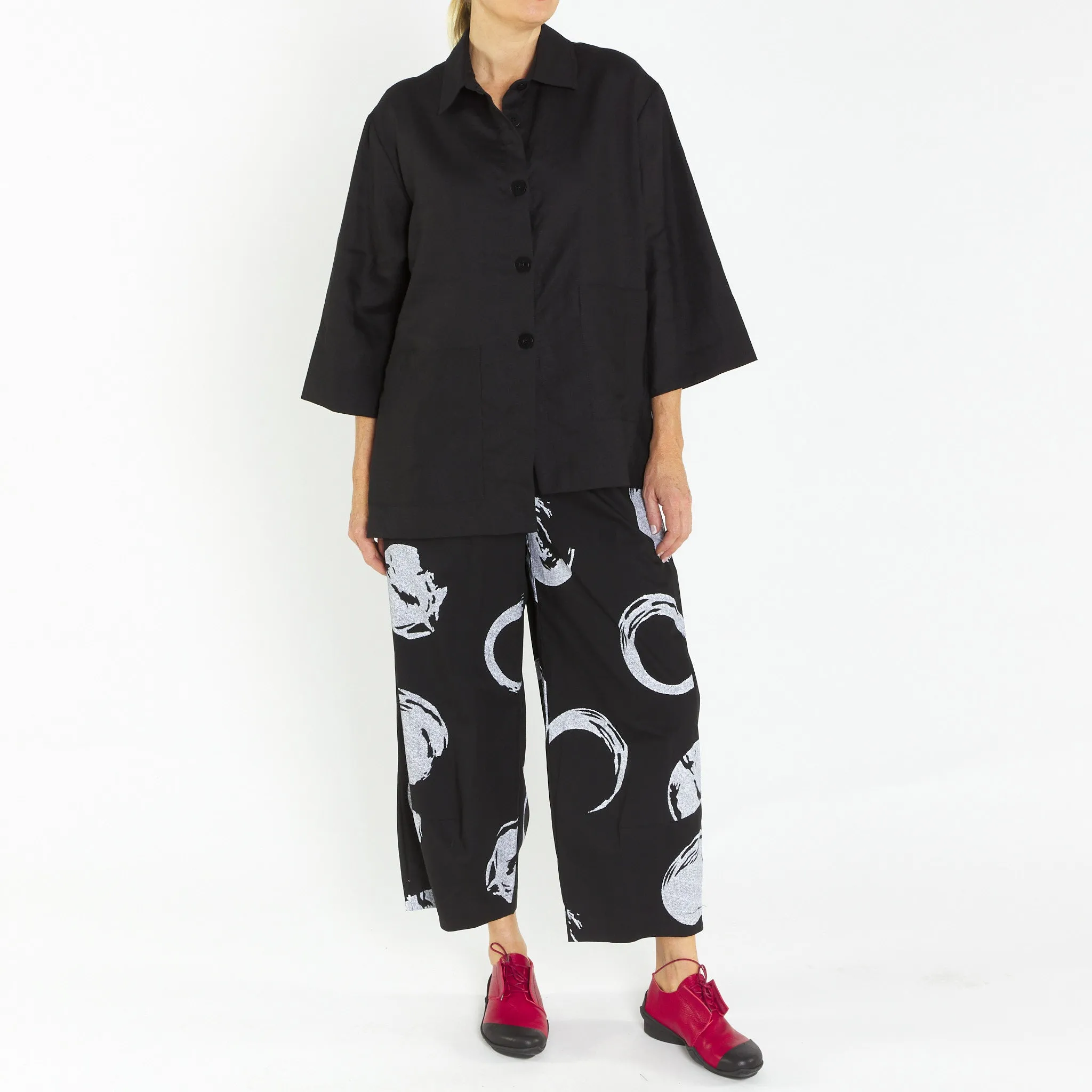 Lucy Black Linen Jacket