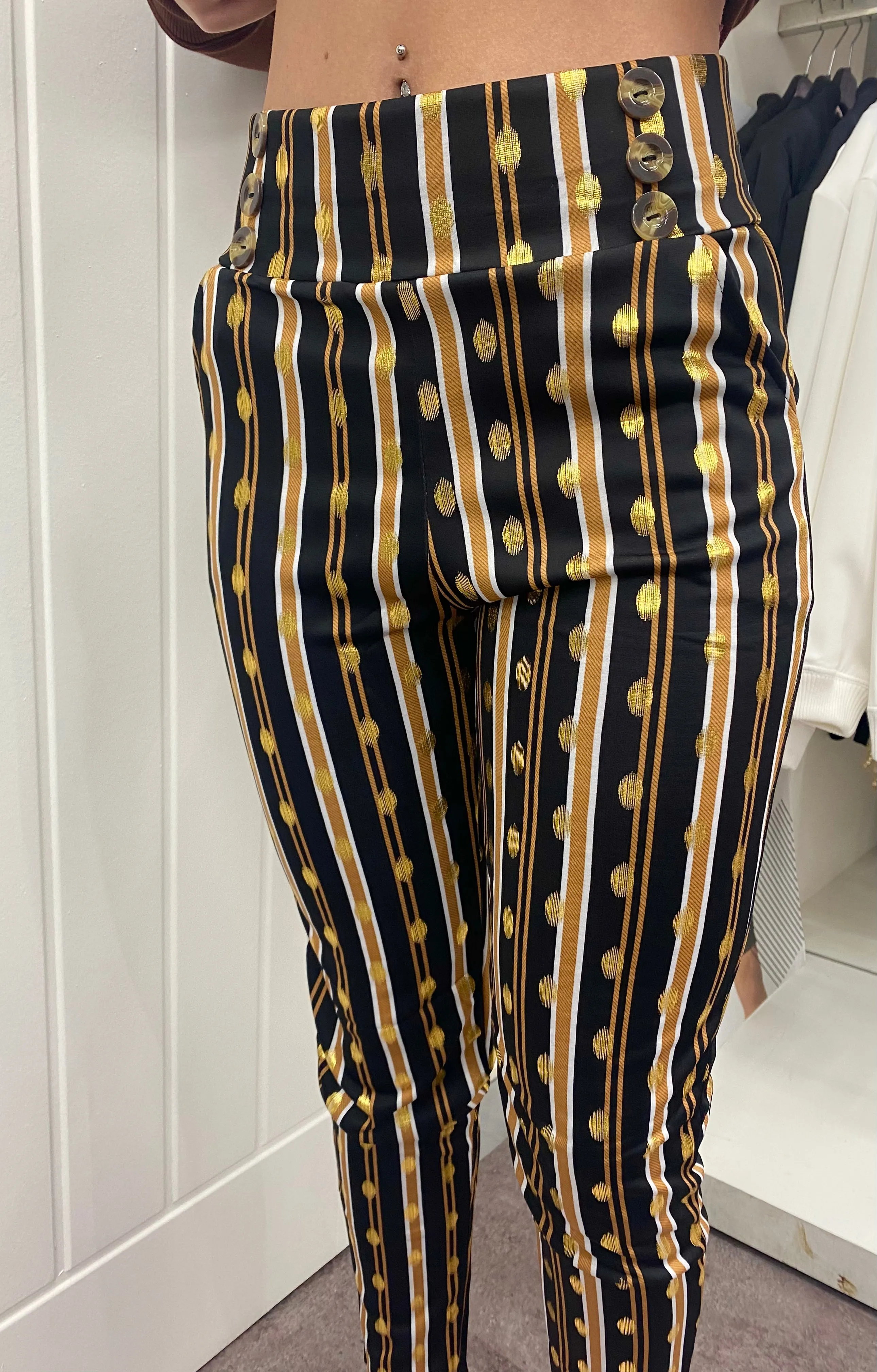 LYCRA GOLD BROWN  BUTTON LEGGINGS & CROP SWEAT SHIRT