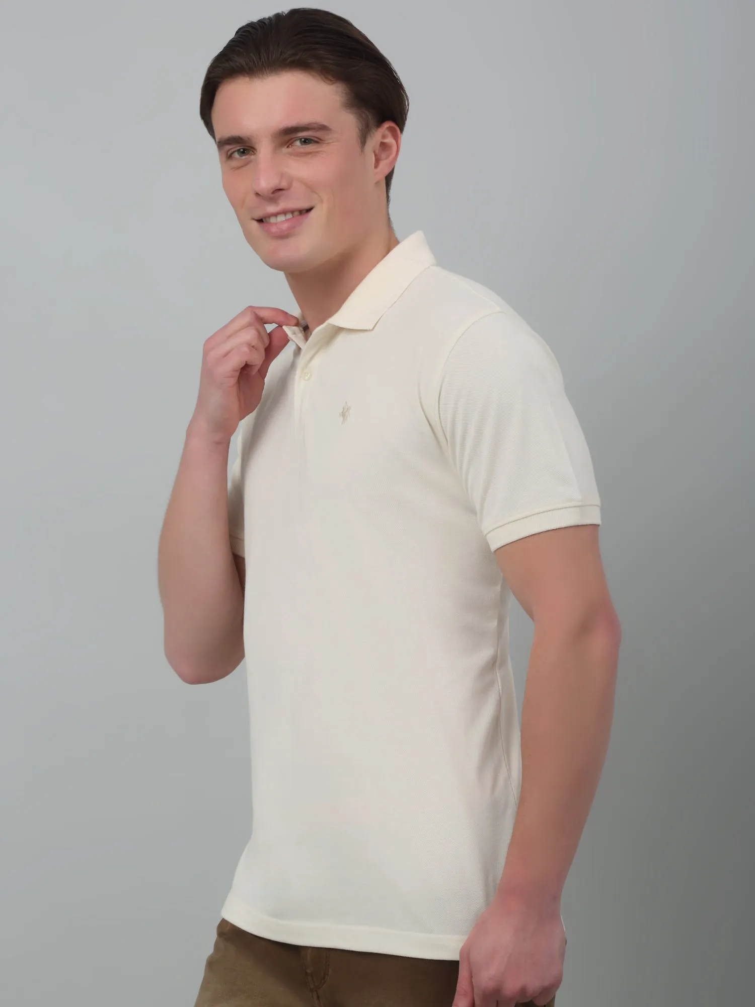 Men's Offwhite  Polo neck Half Sleeve T-Shirt