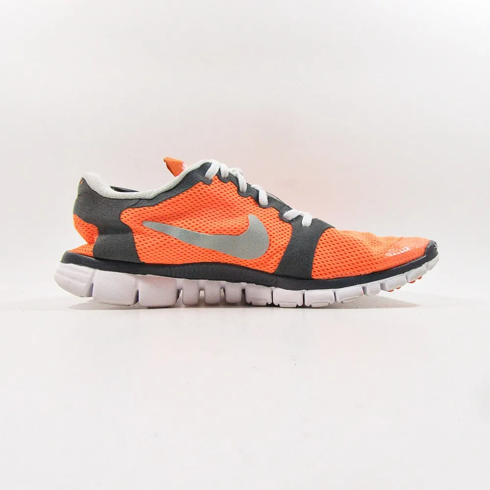 NIKE Free 30