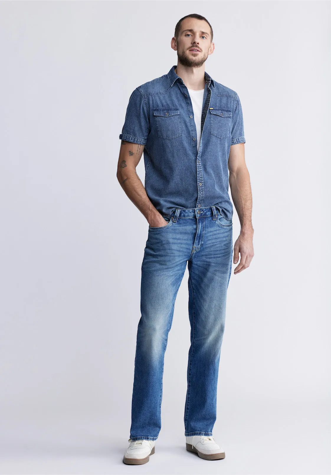 Relaxed Straight Driven Men's Jeans, Heavily Sanded and Worked - BM22986