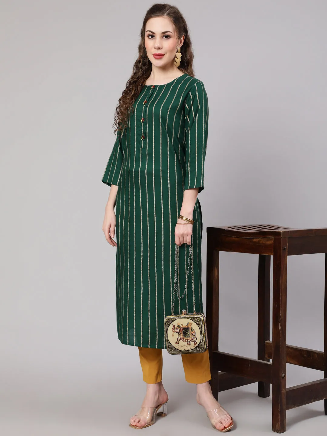 Women Green Rayon Slub Straight Kurta